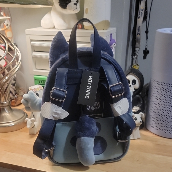 HER UNIVERSE BLUEY BACKPACK NWT main image 4